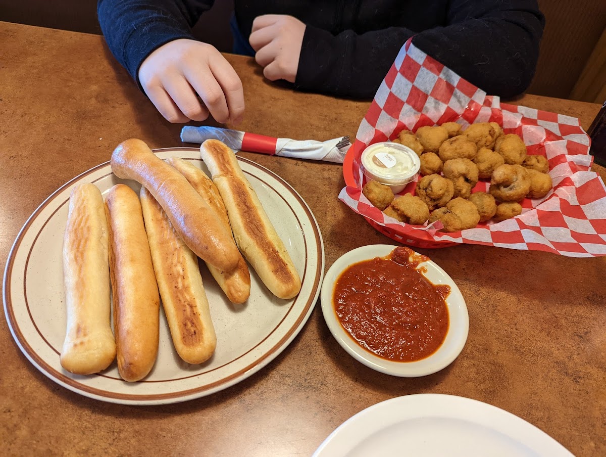 Marnanteli's Pizza & Grille-7